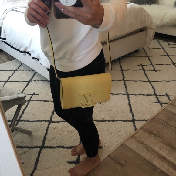 Louis Vuitton Epi Small Crossbody Purse - Picture 6 of 6